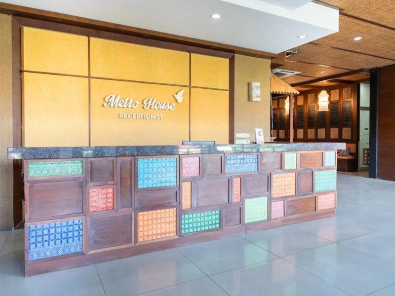 Super Oyo Flagship 91863 Metro House Hotel Сурабая Екстериор снимка