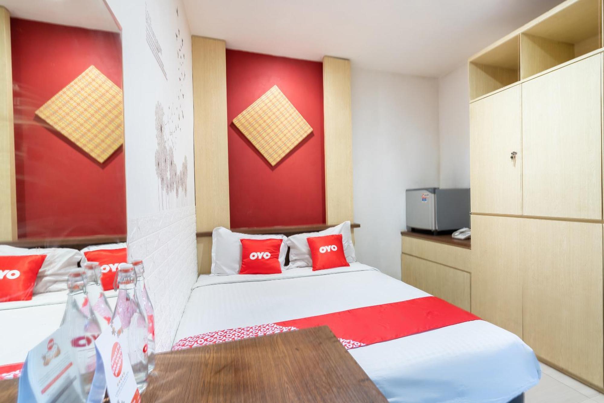 Super Oyo Flagship 91863 Metro House Hotel Сурабая Екстериор снимка