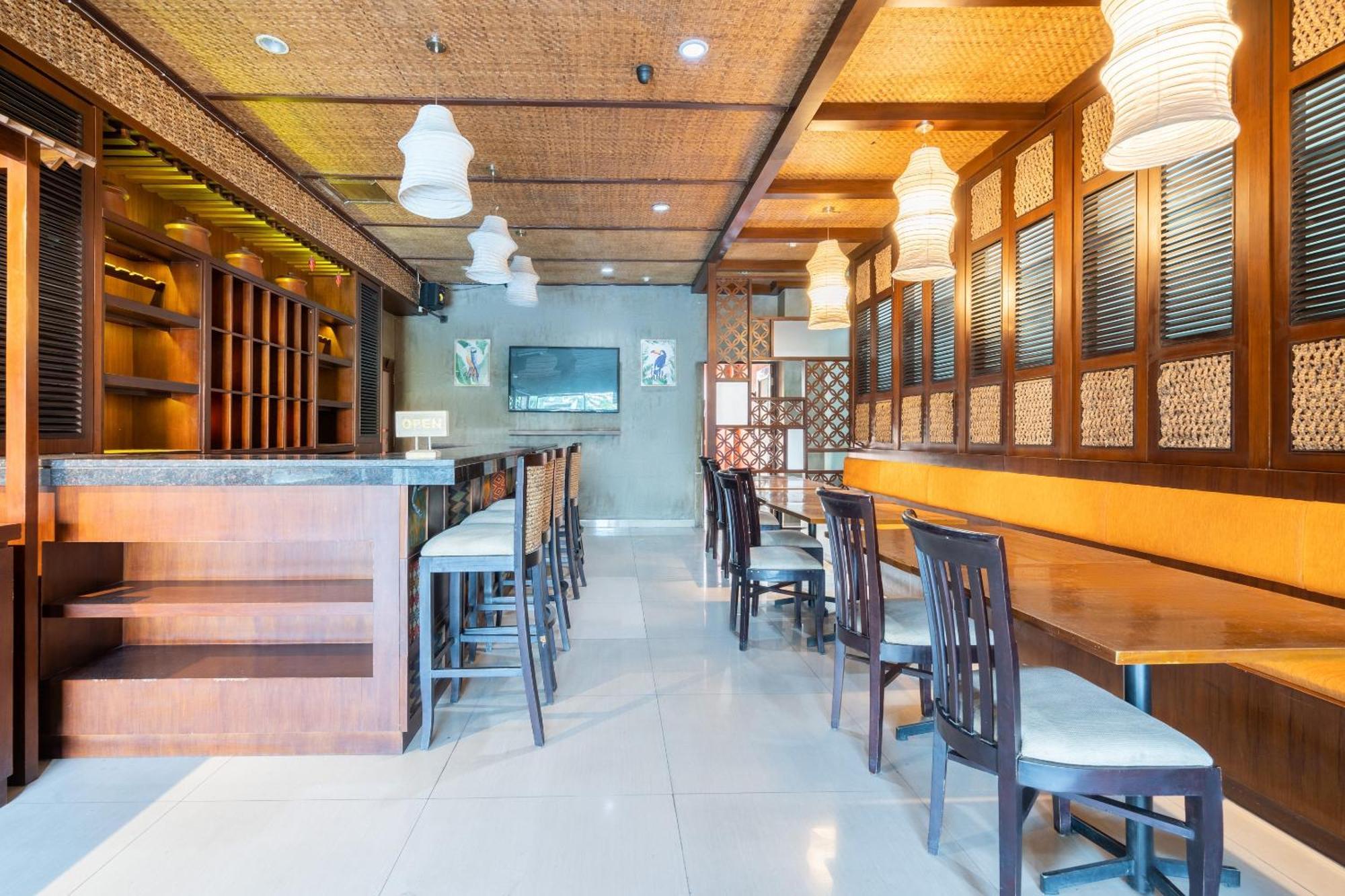 Super Oyo Flagship 91863 Metro House Hotel Сурабая Екстериор снимка
