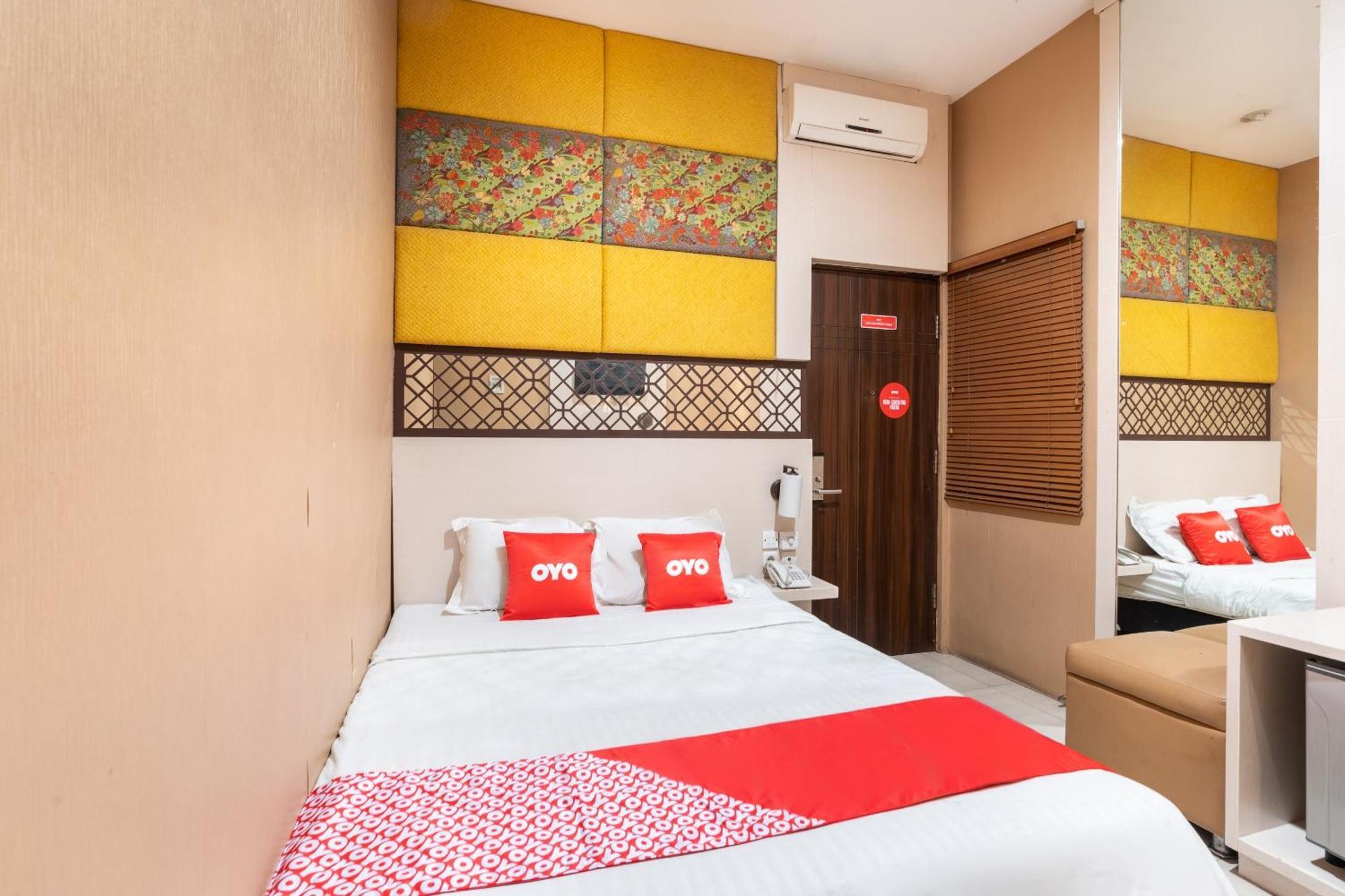 Super Oyo Flagship 91863 Metro House Hotel Сурабая Екстериор снимка
